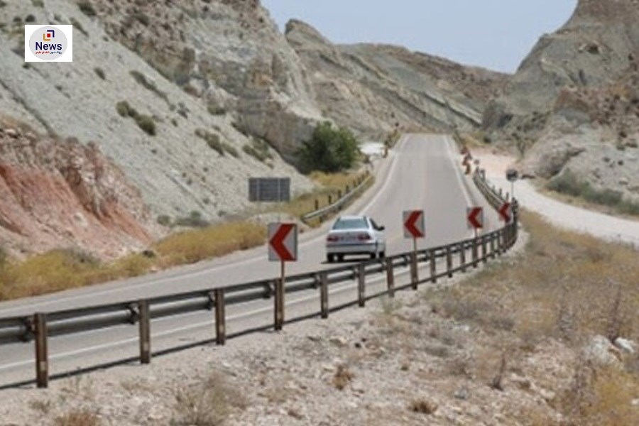 آیا فریادرسی هست به فریاد من که برای نجات جان شما انسان‌ها و پیشرفت‌های اقتصادی و آبادانی کشورتان بلند است برسد؟