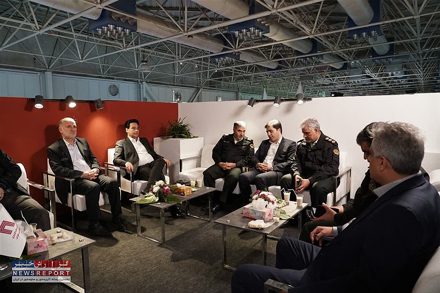 بازدید جانشین پلیس امنیت اقتصادی فراجا  از غرفه فولاد اقلید پارس در نمایشگاه متافو