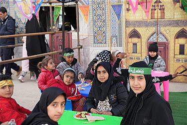 تصویر موج گسترده خدمت‌رسانی آبشار عاطفه ها به زائران در نیمه شعبان